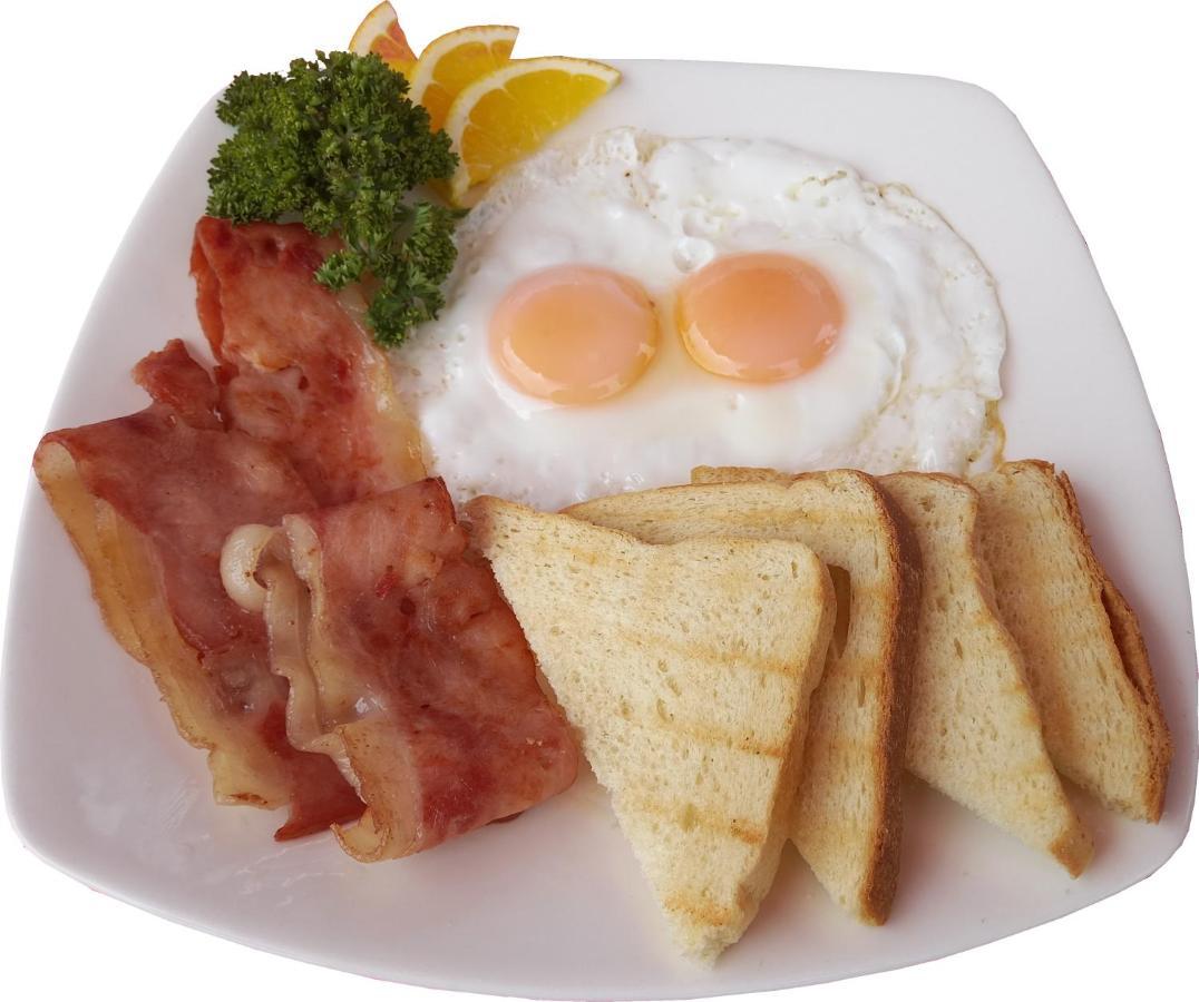 Hotel Barcelona 치나우타 외부 사진