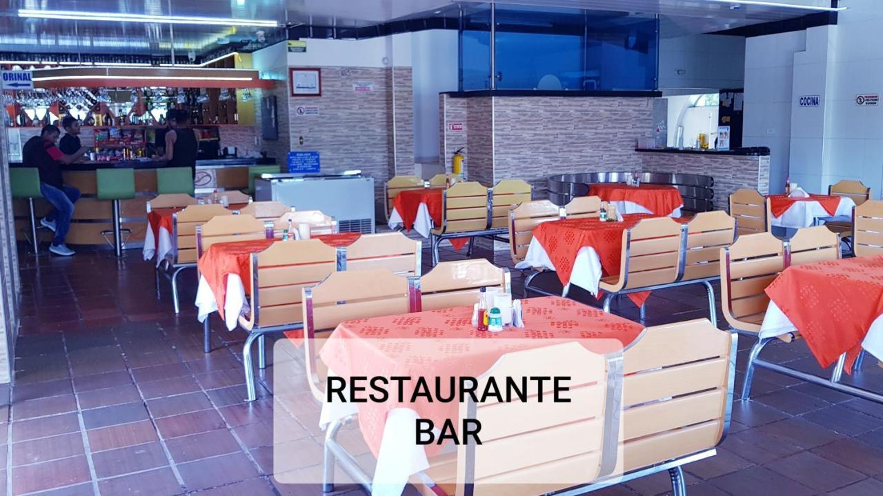 Hotel Barcelona 치나우타 외부 사진